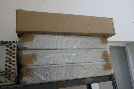 3 stk. lagerreoler med indhold