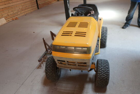 Plænetraktor (motor mangler)