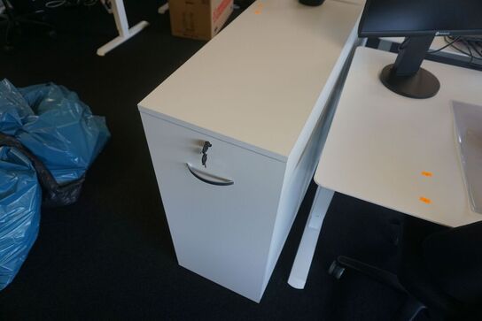 2 stk. kontorskabe