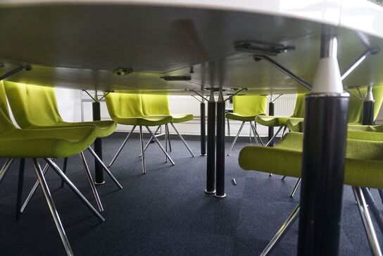 Konferencebord inkl. 10 stole