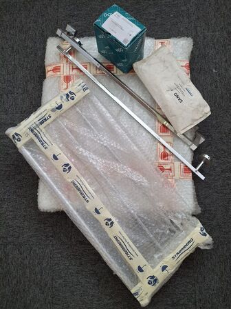 Tilbehør – håndklædeholdere og toiletpapirholdere. STRØMBERG