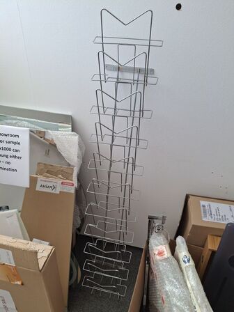 Magasinholder STRØMBERG