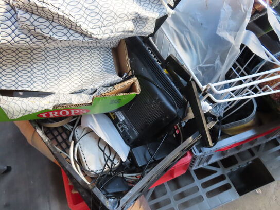 Palle med indhold af diverse bonruller, soyabowls mv.