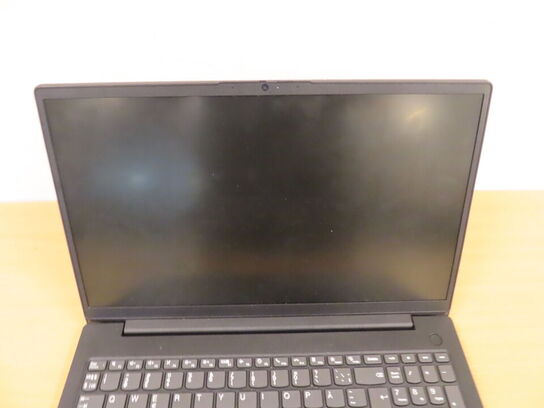 Computer LENOVO V15 G2 ALC