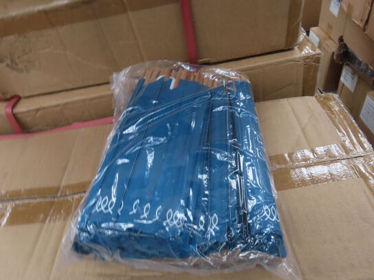 Palle med diverse chopsticks