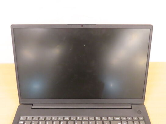 Computer LENOVO V15 G2 ALC