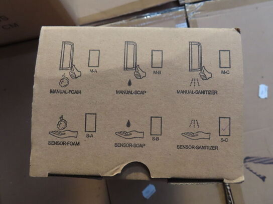 11 kasser med sæbedispensere 