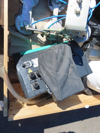 Palle med kædetajle samt sugekopper mv.