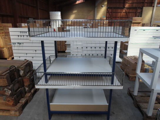 2 stk udstillingsreol