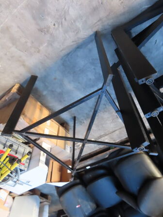 Diverse bordben samt bordplader