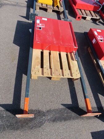 Branskab inkl brandslange 