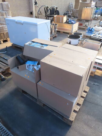 Diverse kopholdere til båd