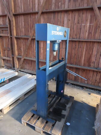 Hydraulisk værkestedspresse STENHØJ