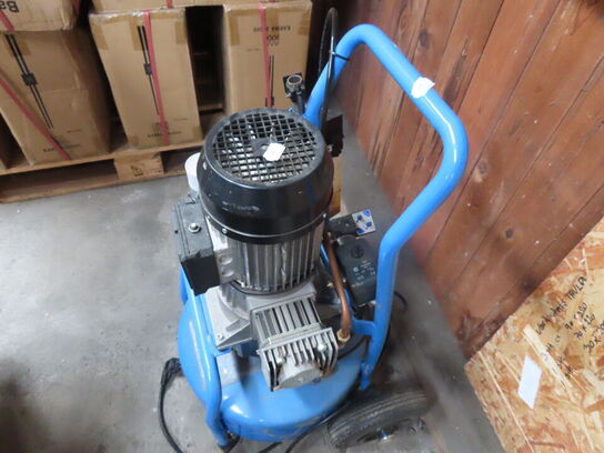 Kompressor  MIL-TEC CS240-24