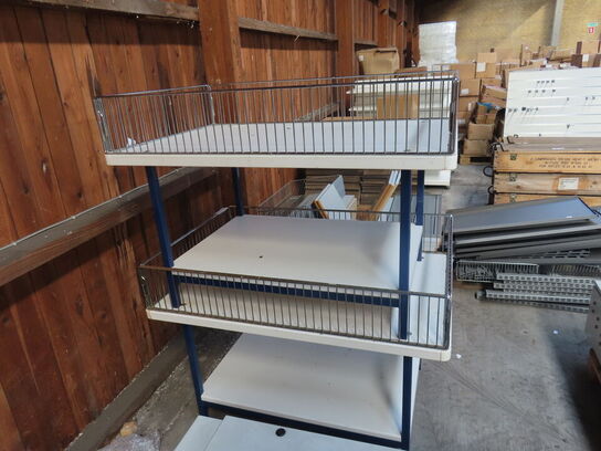 2 stk udstillingsreol