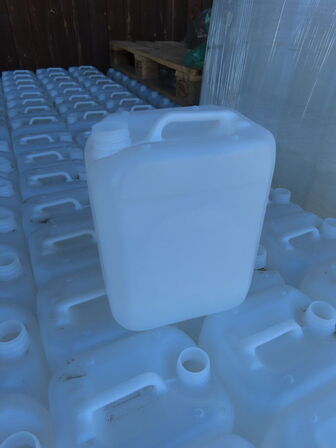 4 paller plastikdunke