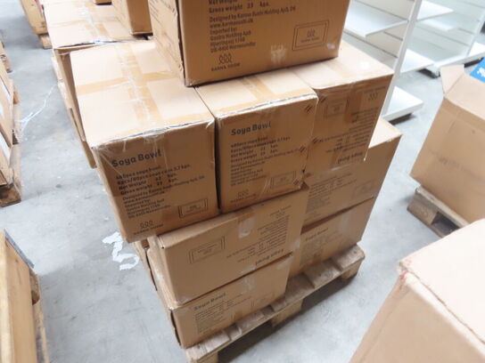 Palle med diverse soya bowls