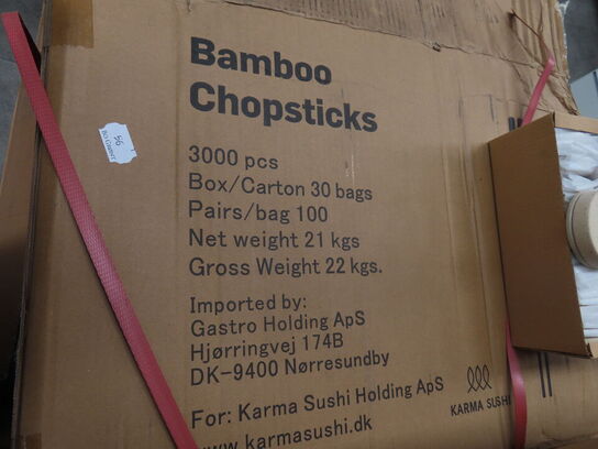 Palle med diverse chopstick og små skåle mv.