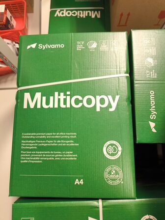 Paller med papir MULTICOPY A4