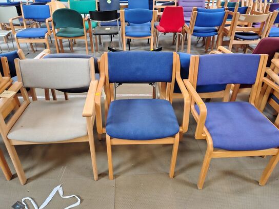 10 stole, assorterede