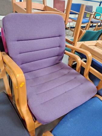 12 stole, assorterede