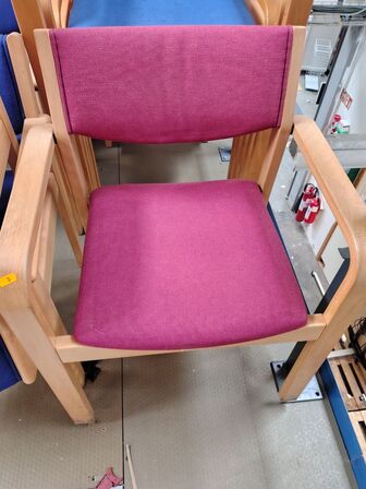 4 konferencestole, assorterede