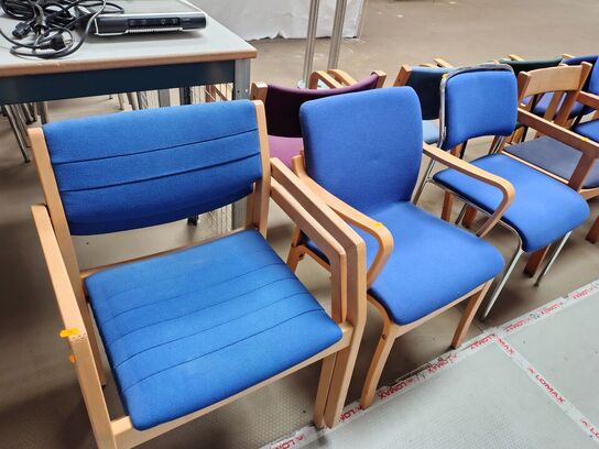 12 stole, assorterede