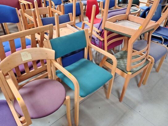 10 stole, assorterede