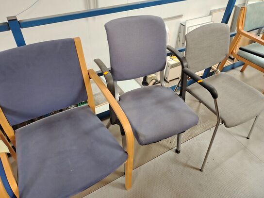 10 stole, assorterede