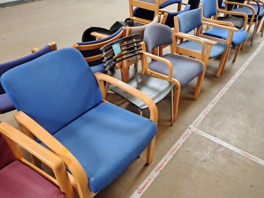 9 stole, assorterede