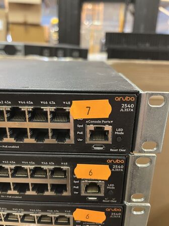 Serverudstyr HP/ARUBA  Model: 2540 JL357 A