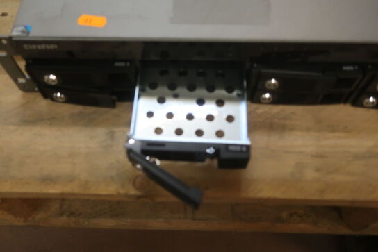 Netværkslagringsserver (NAS) QNAP Model: TS-859U-RP