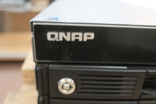 Netværkslagringsserver (NAS) QNAP Model: TS-859U-RP