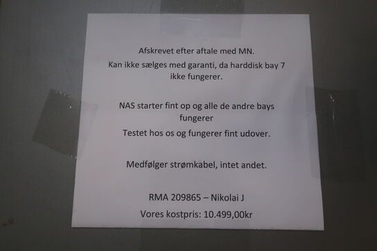 Netværkslagringsserver (NAS) QNAP Model: TS-859U-RP