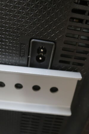 Fladskærms Tv 32" SAMSUNG Model: UE32J5505AK 