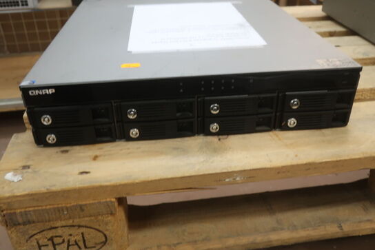 Netværkslagringsserver (NAS) QNAP Model: TS-859U-RP
