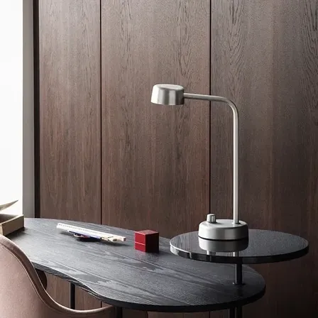 &Tradition working title bordlampe aluminium led(ubrugt)