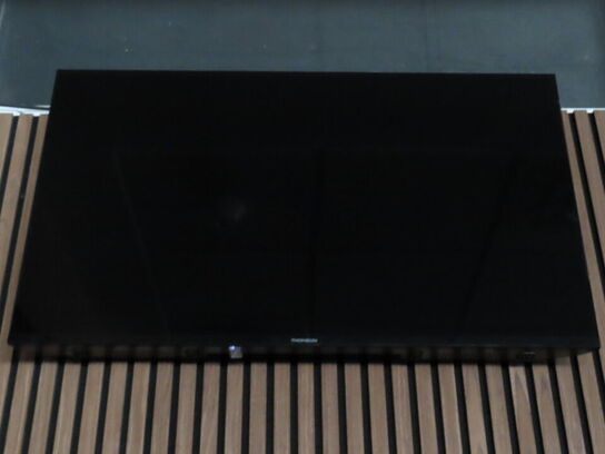 43" smart TV, THOMSON 43UA5S13 med fjernbetjening