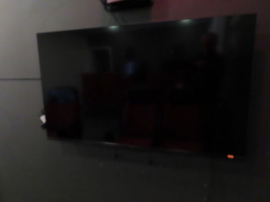 48" SMART TV, SHARP AQUOS med fjernbetjening og vægbeslag