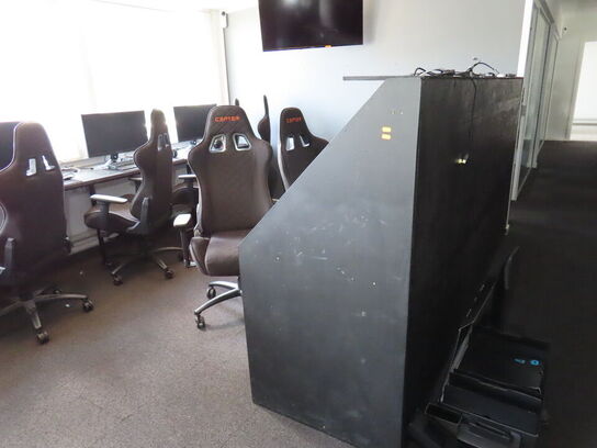 GAMERBORD - KAN FØRST AFHENTES FRA KL. 13:00 og til 15:00