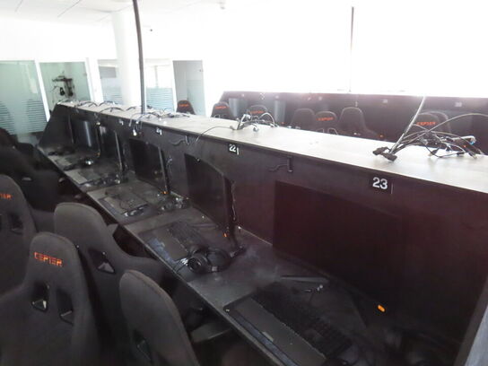 GAMERBORD - KAN FØRST AFHENTES FRA KL. 13:00 og til 15:00