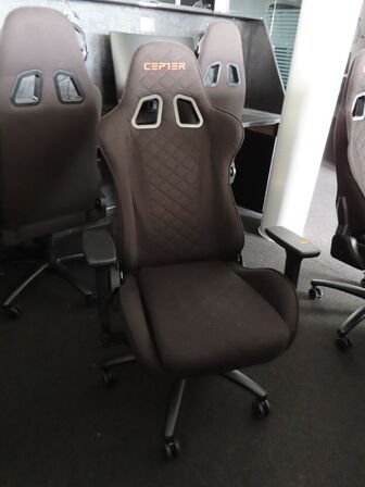 Gamer stol, CEPTER