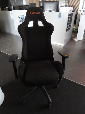 Gamer stol, CEPTER