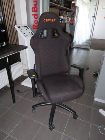 Gamer stol, CEPTER