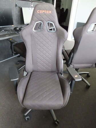 Gamer stol, CEPTER