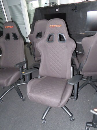 Gamer stol, CEPTER