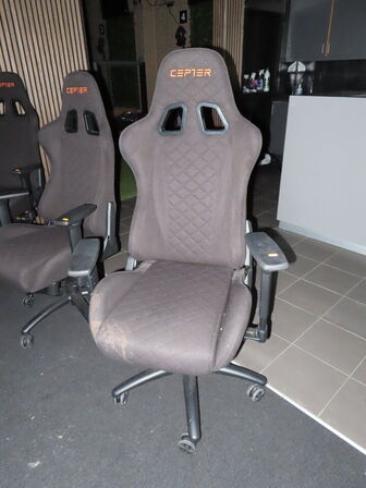Gamer stol, CEPTER