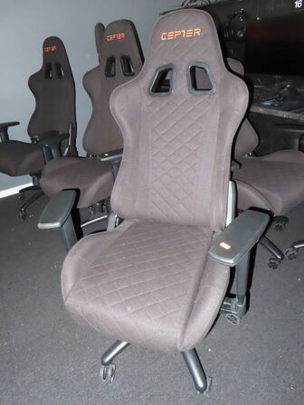 Gamer stol, CEPTER