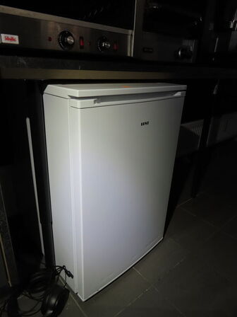 Køleskab, SENZ LA851FW1