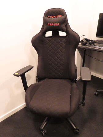 Gamer stol, CEPTER